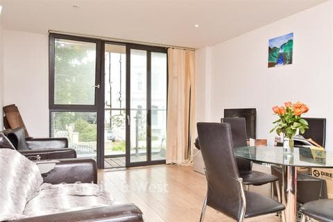 Apartment - Blanche House, Brighton BN1