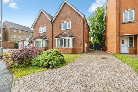 Semi-detached house - Exley Square, Lincoln, LN2