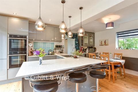 Semi-detached house - Elsted Crescent, Brighton BN1