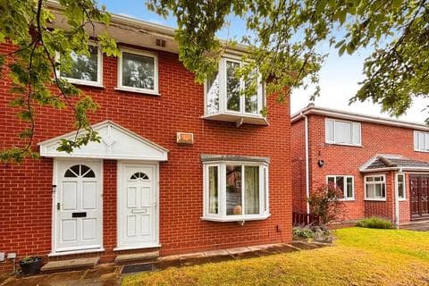 Flat - Stoops Lane, Doncaster DN4