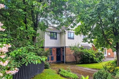 Semi-detached house - Cloughbank, Manchester M26