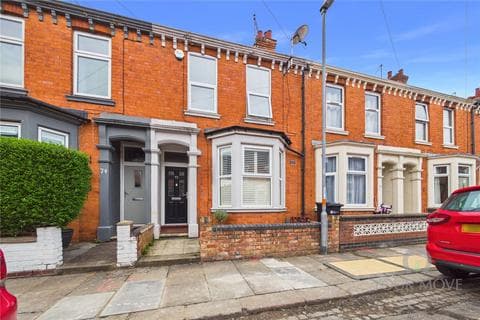 Terraced house - Lutterworth Road, Abington, Northamptonshire NN1