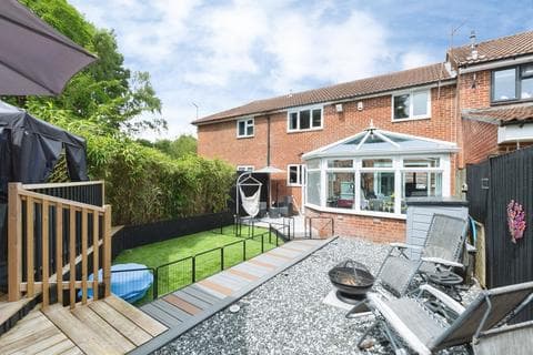 Terraced house - Viscount Walk, BOURNEMOUTH