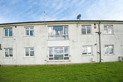 Flat - Maes-Y-Felin, Bridgend