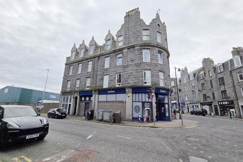 Flat - Sinclair Road, Torry, Aberdeen AB11