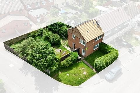 End of terrace house - Thomas Sharp Street, Coventry CV4