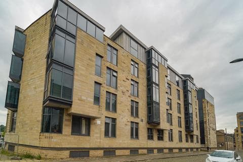 Flat - The Gatehaus, Leeds Road, Bradford BD1