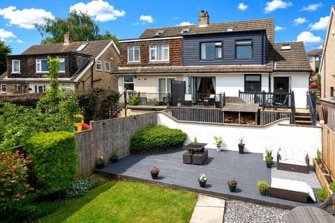 Semi-detached house - Dewhirst Road, Shipley BD17