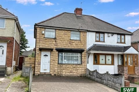 Semi-detached house - Cadle Road, Low Hill