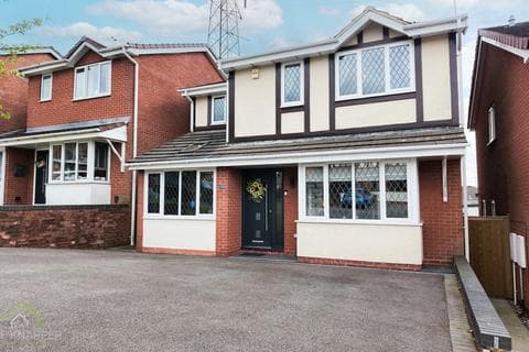 Detached house - Riverdale Drive, Stoke-on-trent, ST6