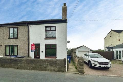 Semi-detached house - Mow Cop Road, Stoke-On-Trent ST7