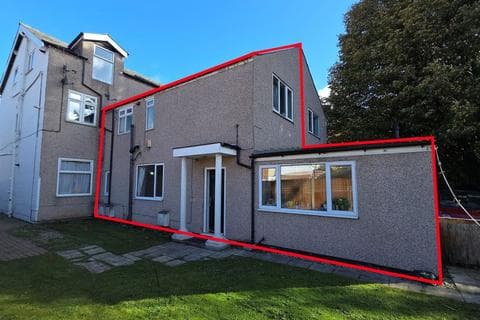 Apartment - Flat 8, 136 Portland Road, Edgbaston, Birmingham, West Midlands, B16 9SS
