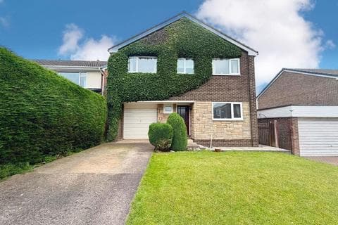 Detached house - Whinfell Close, Nunthorpe, Middlesbrough