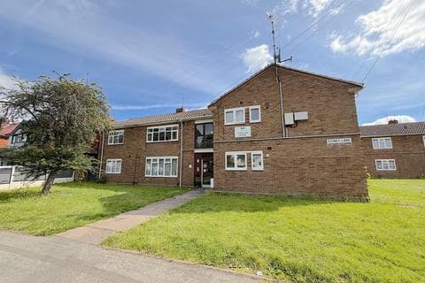 Flat - Stubby Lane, Wolverhampton WV11
