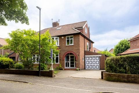 Semi-detached house - Bracken Road, York, YO24