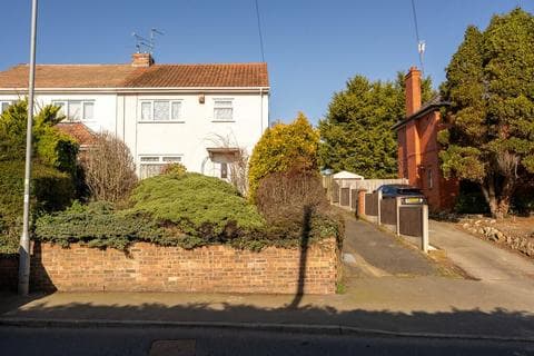 Semi-detached house - St. Chads Road, Chester CH1