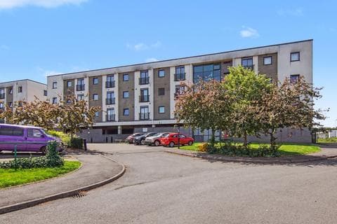 Flat - Paladine Way, Calverly Court, CV3