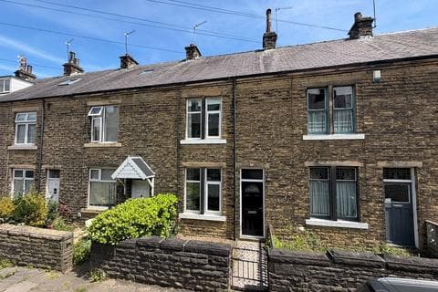 Terraced house - Springswood Avenue, Shipley, BD18