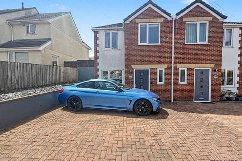 Semi-detached house - Bedford Road, Plymouth PL9