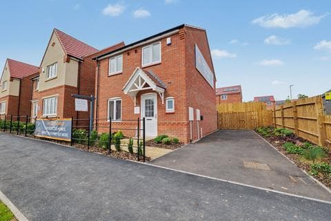 Detached house - Westwood Heath Road, Coventry CV4