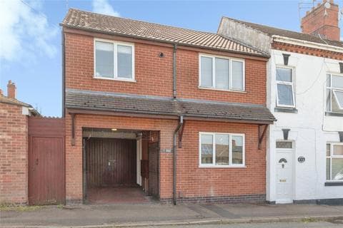 End of terrace house - Cherry Street, Wigston, Leicestershire, LE18