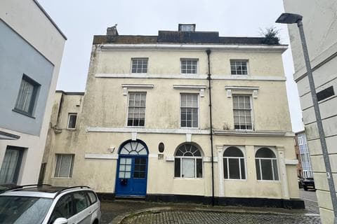 Maisonette - 25 Bennett Street, Devonport, Plymouth, Devon PL1 4FG