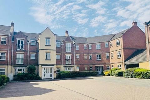 Flat - Whitehall Croft, Leeds