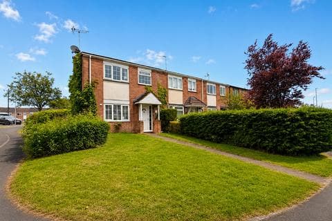 End of terrace house - The Droveway, Wolverhampton WV8
