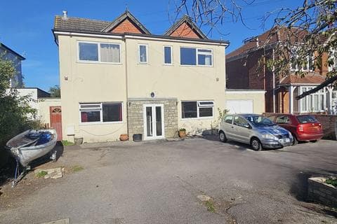 5 bedroom apartment for sale