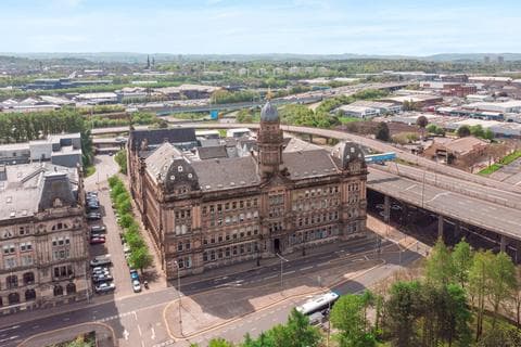 2 bedroom flat for sale