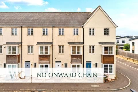 4 bedroom terraced house for sale