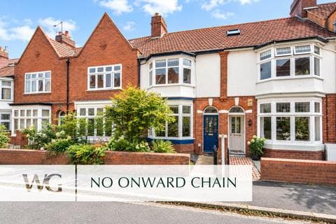 4 bedroom terraced house for sale