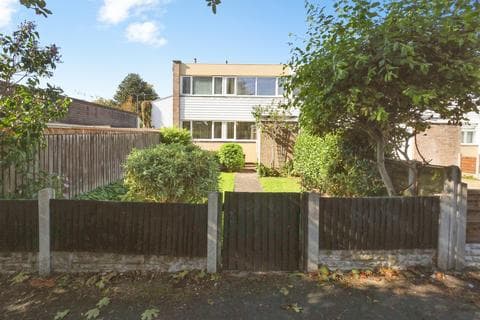 3 bedroom end of terrace house for sale
