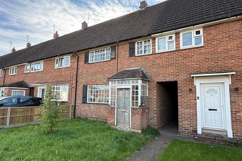 3 bedroom terraced house for sale