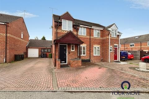 3 bedroom semi-detached house for sale