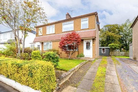 2 bedroom semi-detached house for sale