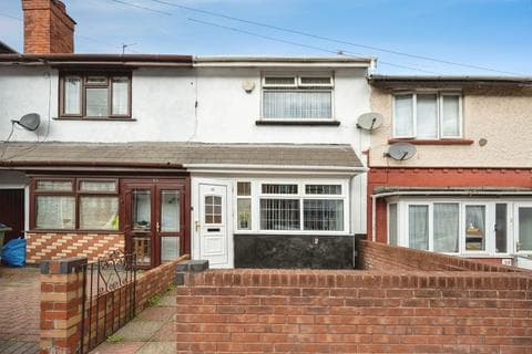 3 bedroom terraced house for sale