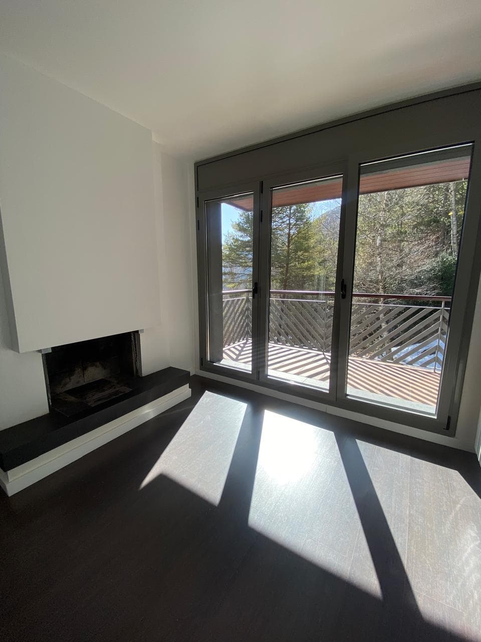 Piso de alquiler en Arinsal, 3 habitaciones, 140 metros