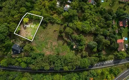 10 rooms, 790.0 m² in Teplice