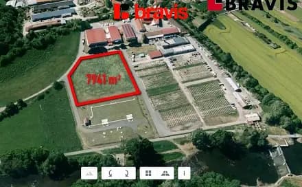 10 rooms, 941.0 m² in Brno