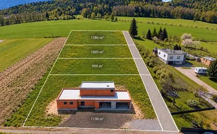 10 rooms, 386.0 m² in Frydek_Mistek