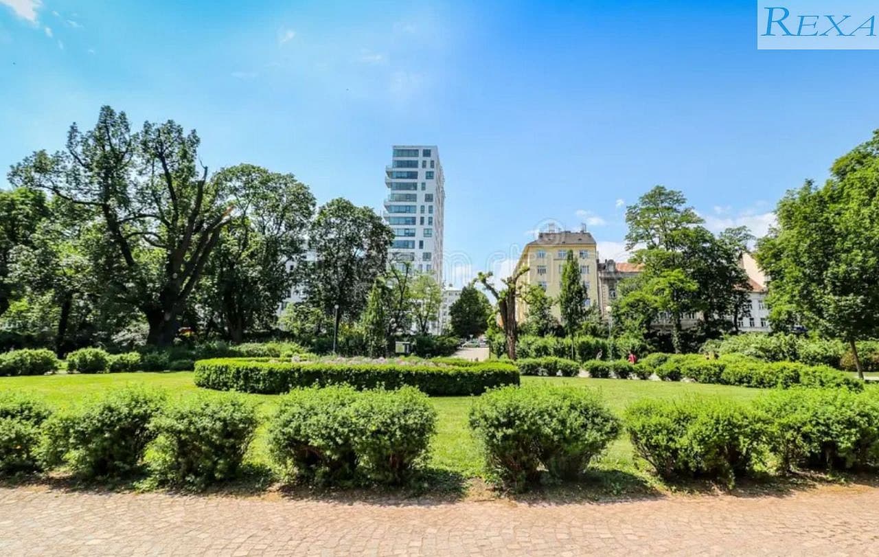 3 rooms, 88.0 m² in Brno