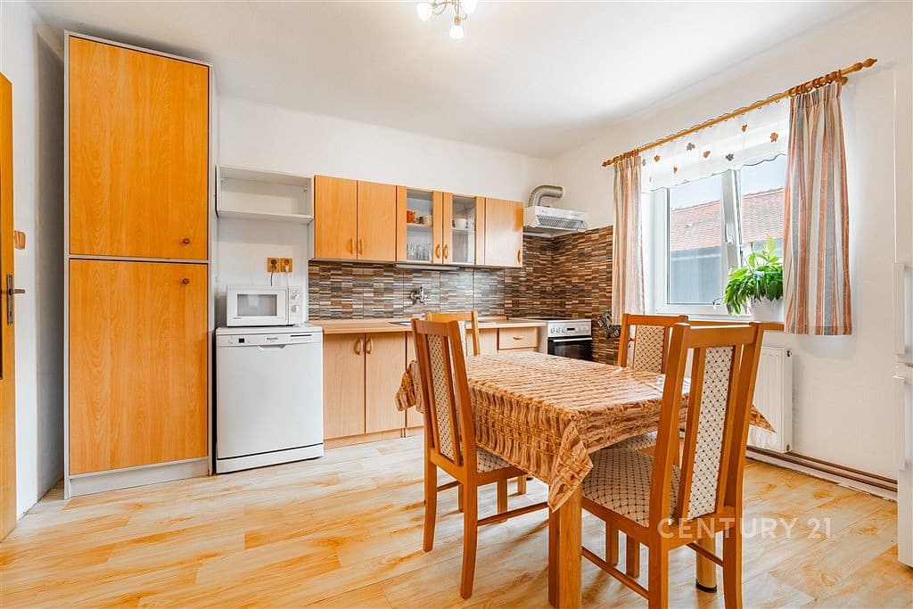 4 rooms, 99.0 m² in Liberec