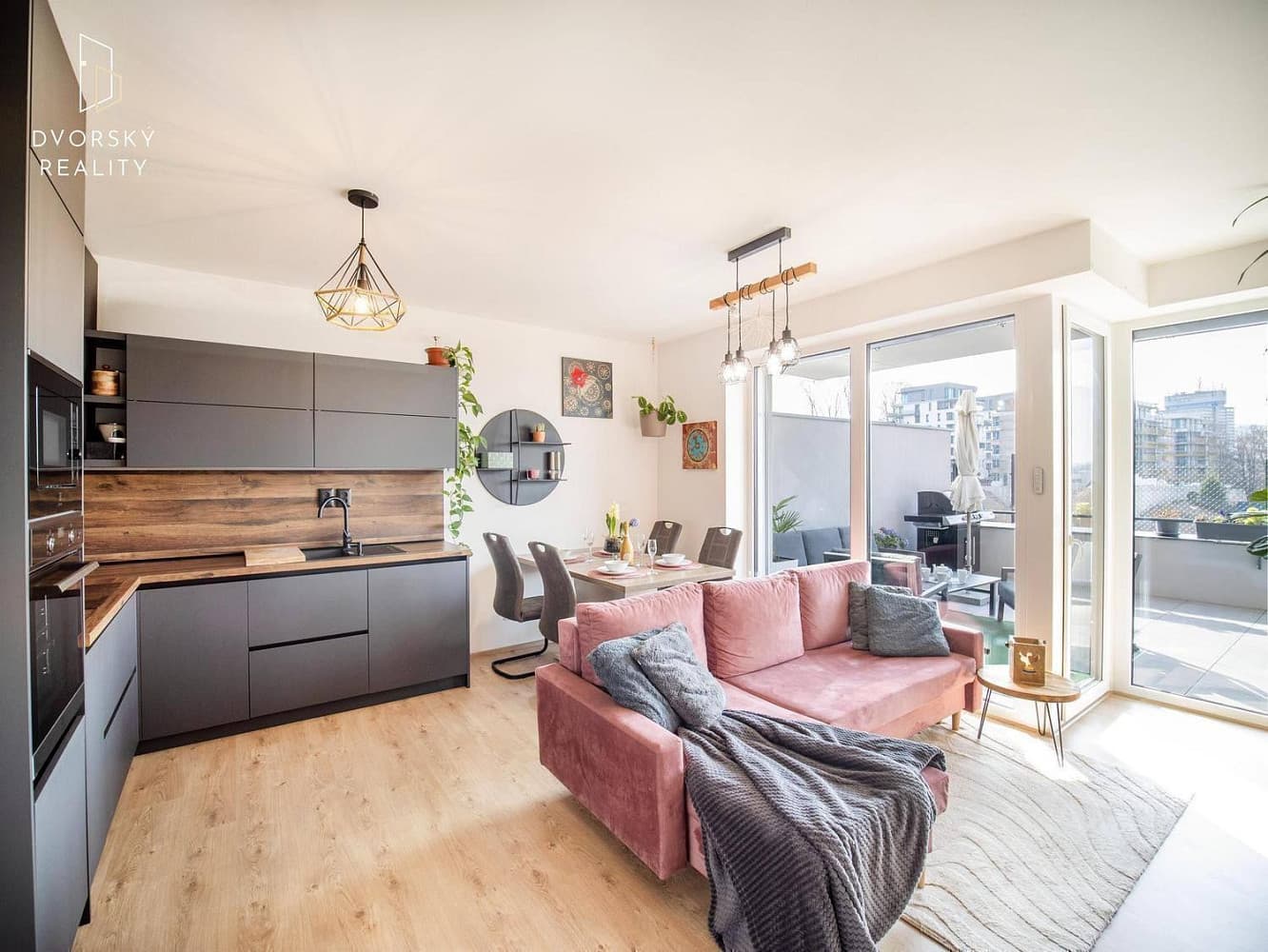 3 rooms, 106.0 m² in Liberec