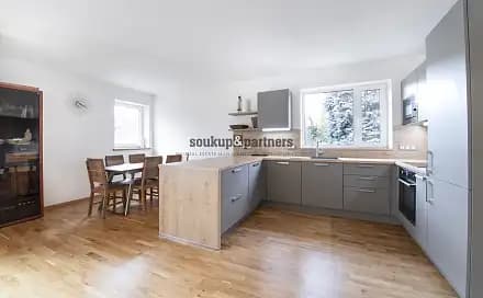 5 rooms, 165.0 m² in Kladno