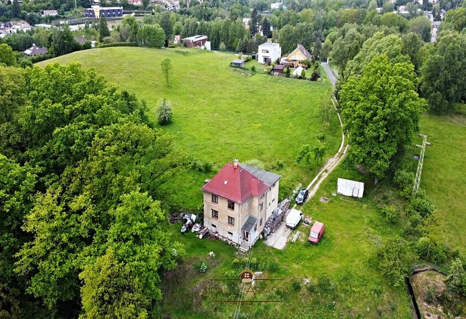 8 rooms, 240.0 m² in Liberec