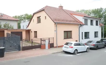 3 rooms, 93.0 m² in Brno