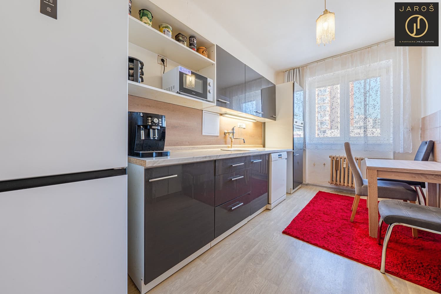 2 rooms, 61.0 m² in Kladno