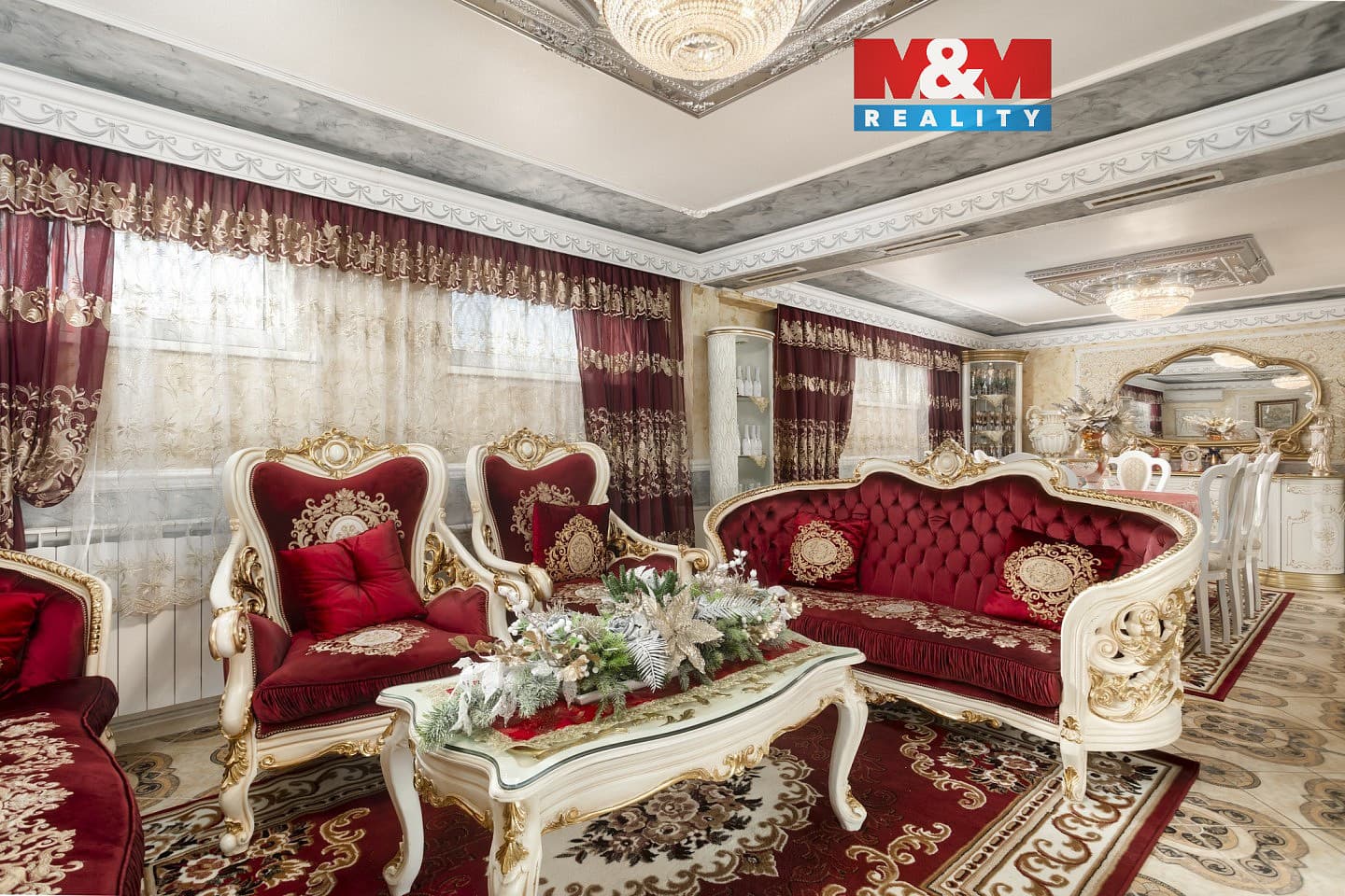 9 rooms, 273.0 m² in Ostrava