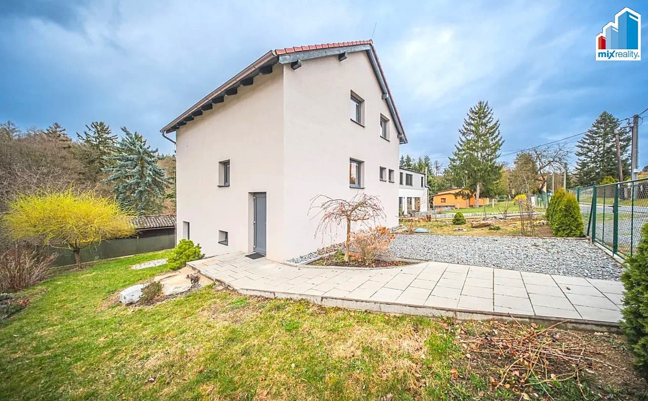 5 rooms, 175.0 m² in Plzen